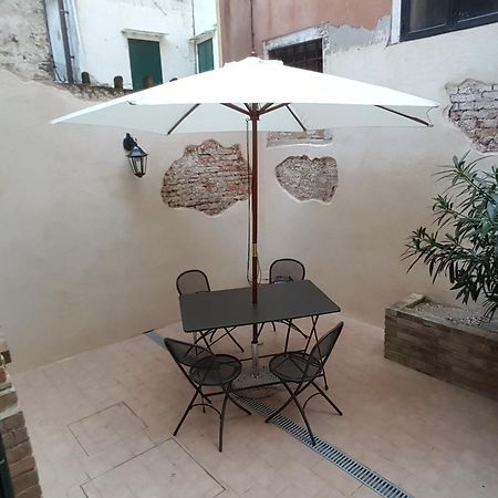 La Corte Incantata Veneţia Exterior foto